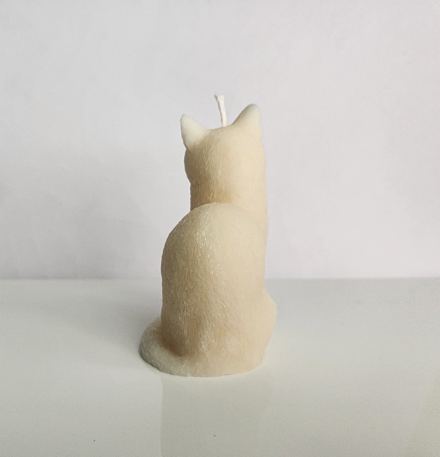 BB the Sitting Kitty Cat Candle