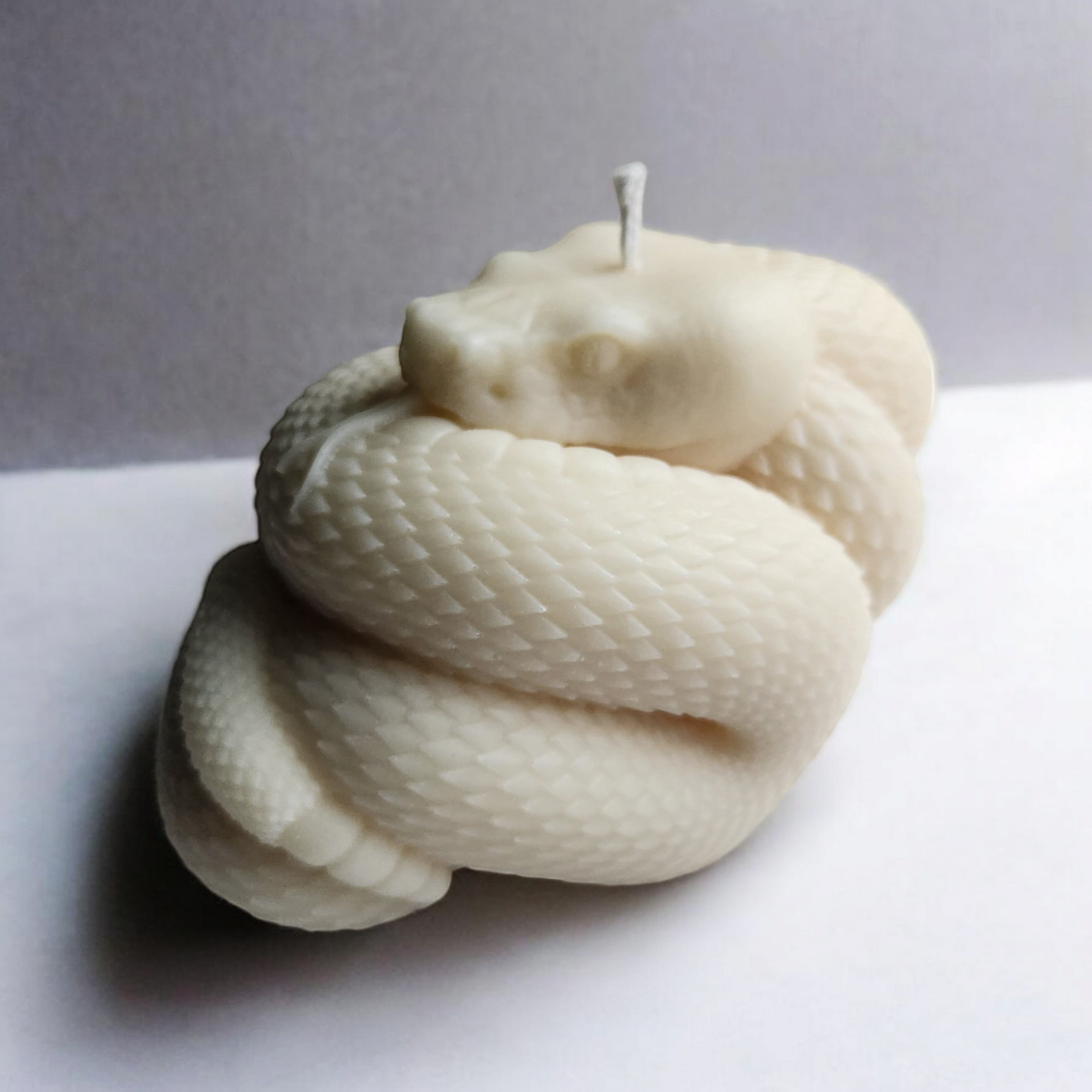 Cobra's Whispers Candle