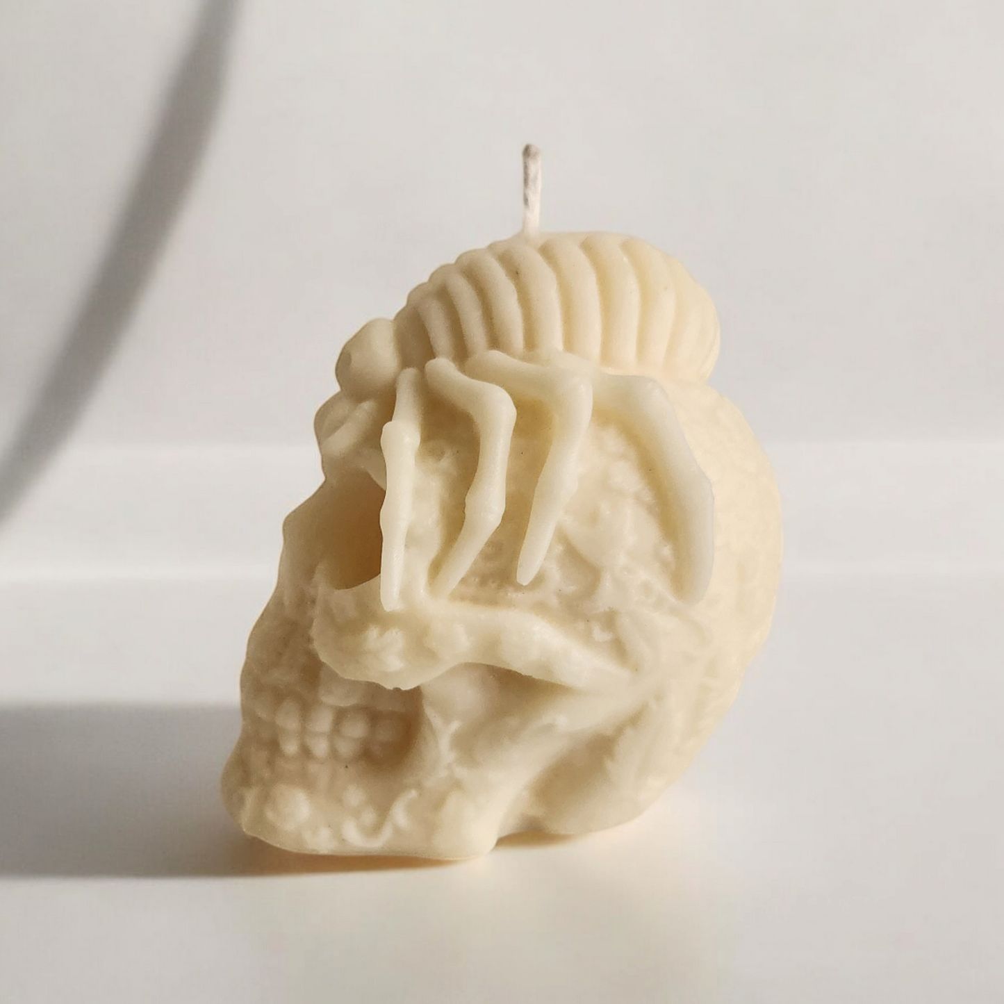 Arachnid Crown Skull Candle (Small)