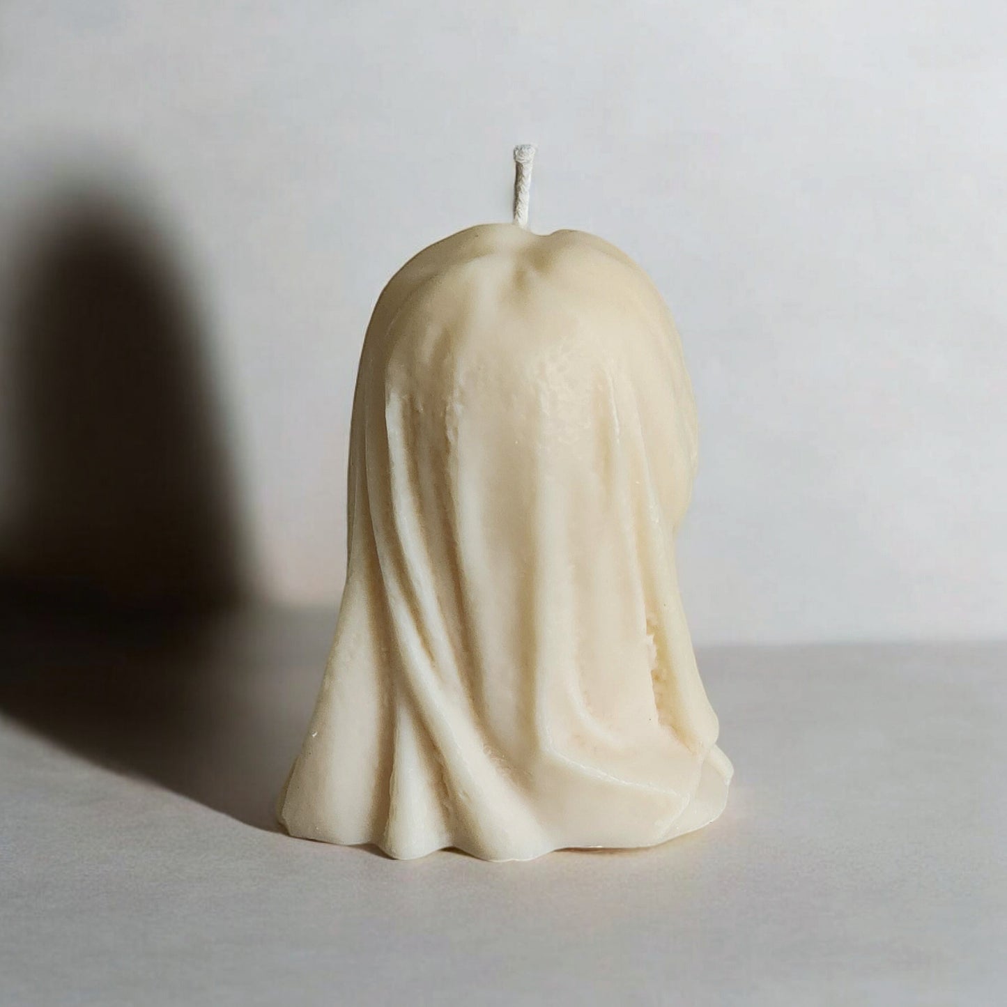 Veiled Skull Candle