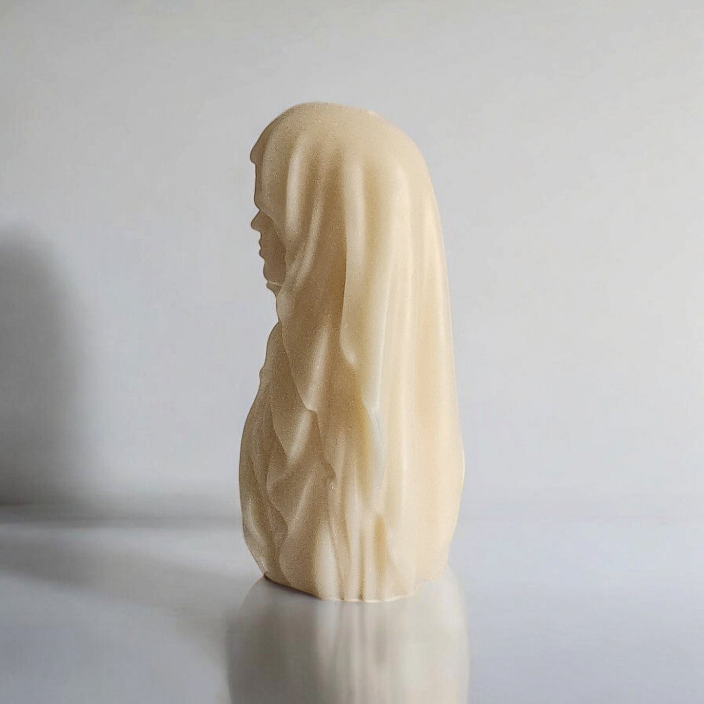 Floral Veiled Beauty Candle