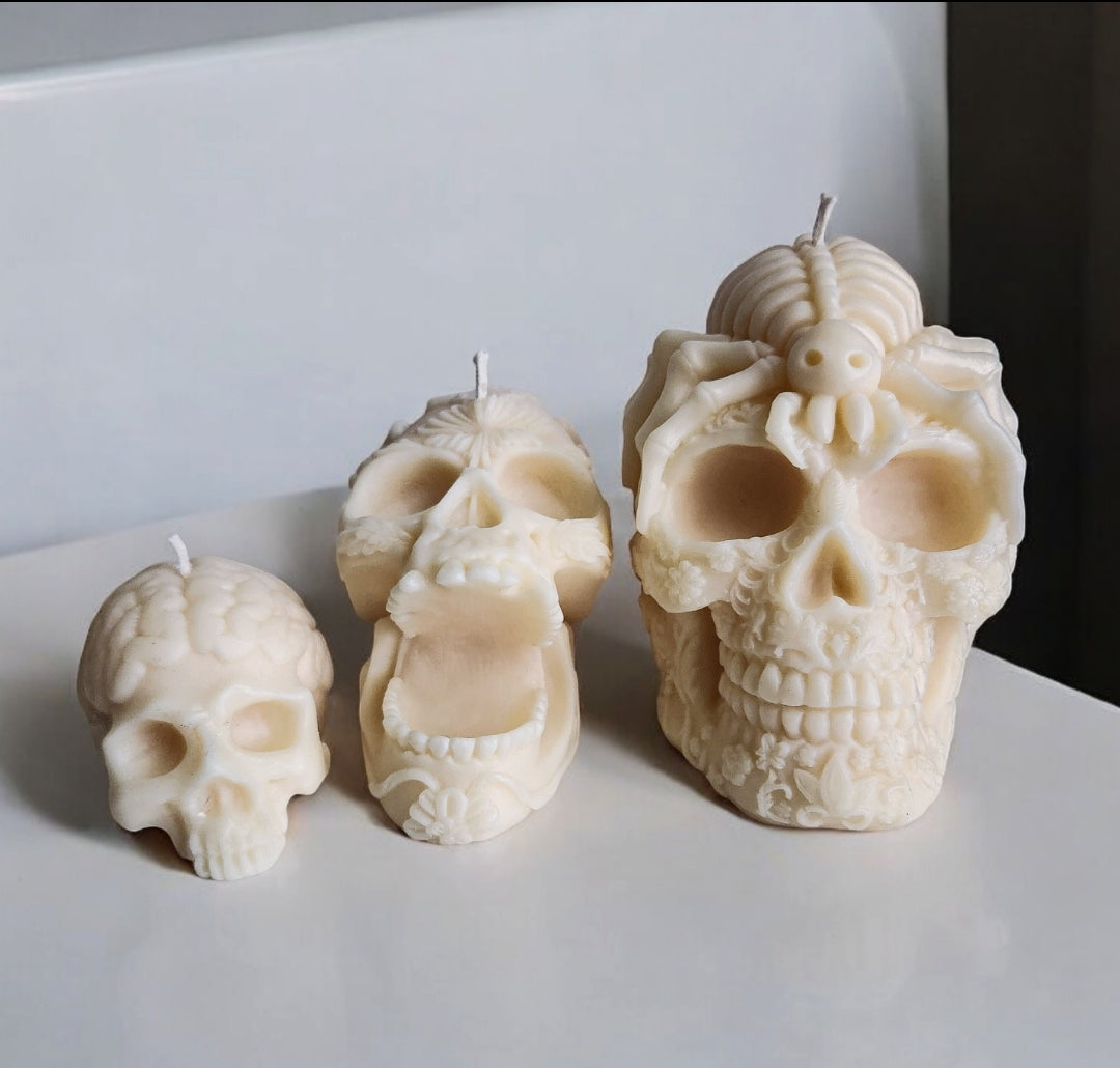 Feathered Flora Skull Candle (Huge)