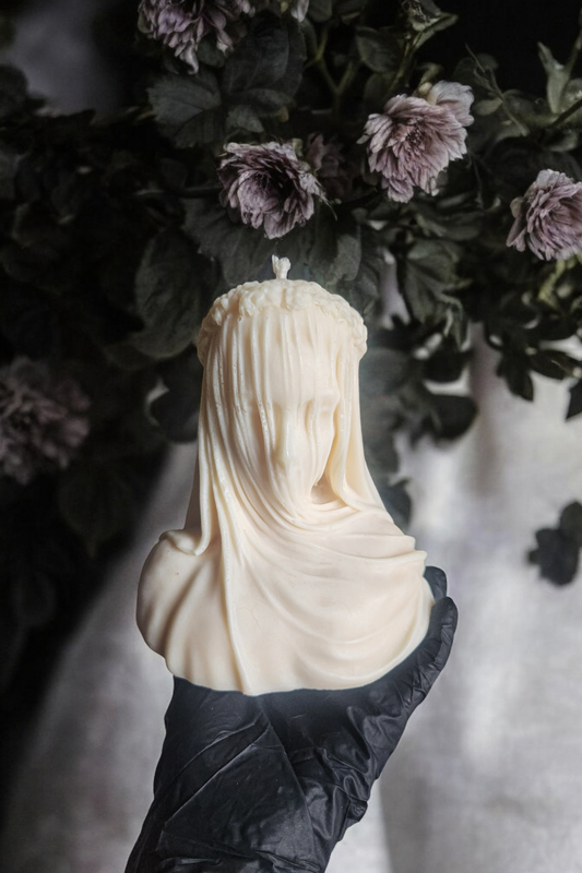 Veiled Maiden Candle (Medium)